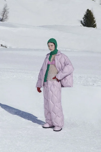 Look 17